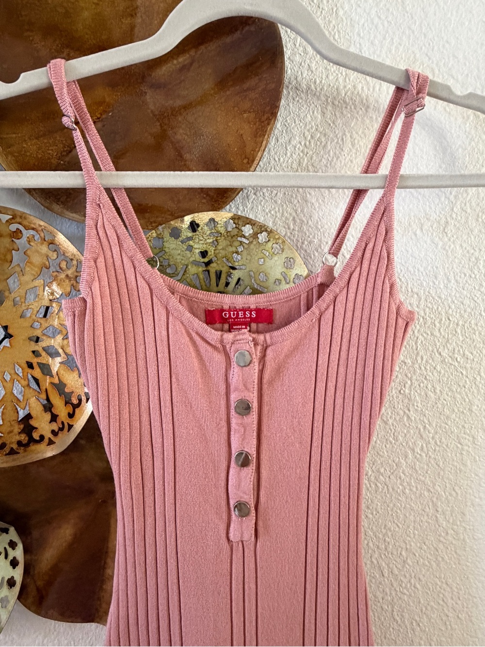 Guess Ribbed Maxi Dress in Dusty Rose with Button Accents (unworn) - Picture 3 of 7